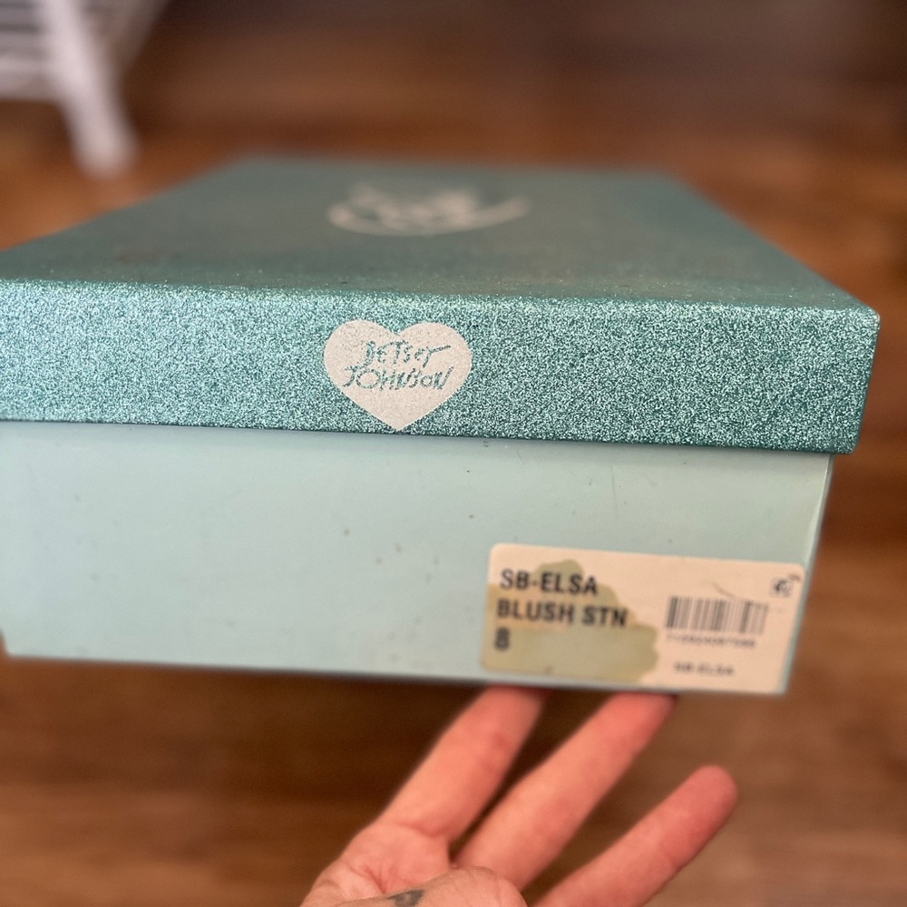 Betsy Johnson rhinestone pumps - Picture 4 of 4